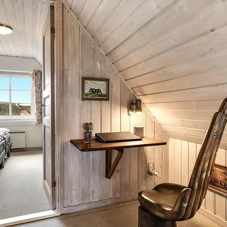 Bv223-blavand-klitvej-1 * Blåvand