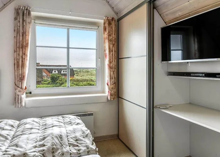 Bv223-blavand-klitvej-1 Blåvand